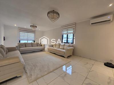 Maison - 140 m² - 5 pièces