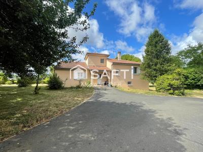 Maison - 172 m² - 7 pièces