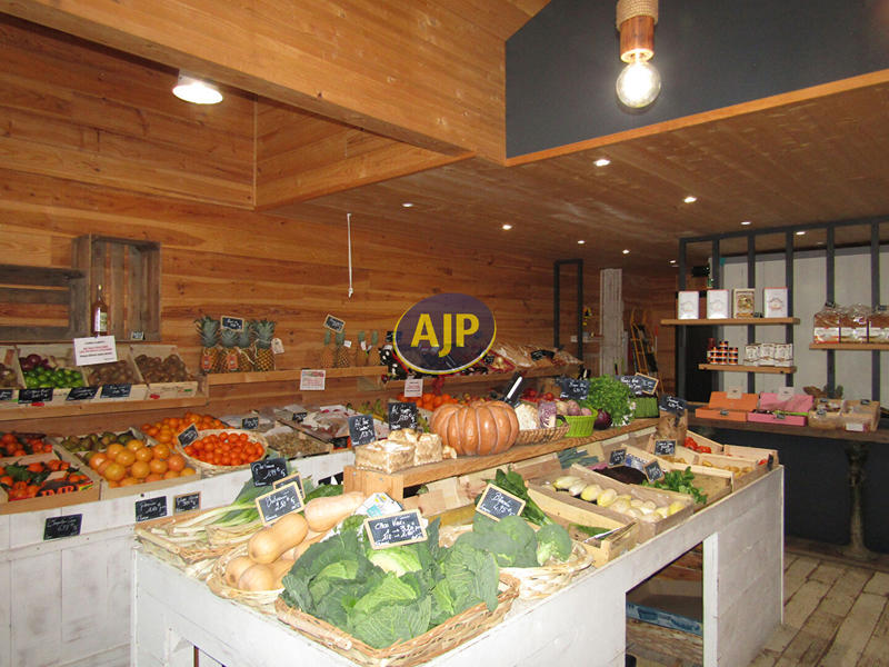 Local commercial - 61 m²