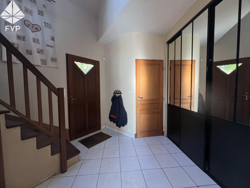 Maison de village - 316 m² - 11 pièces