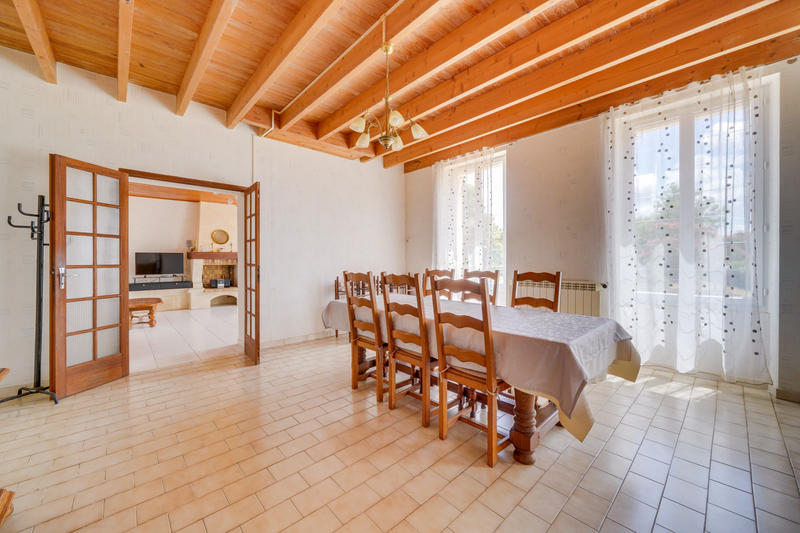 Maison - 190 m² - 7 pièces