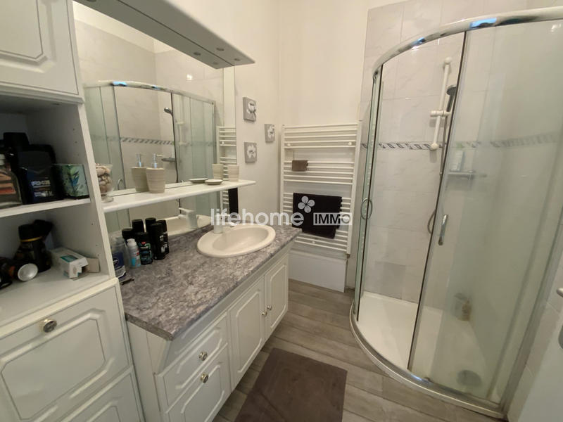 Maison - 180 m² - 7 pièces