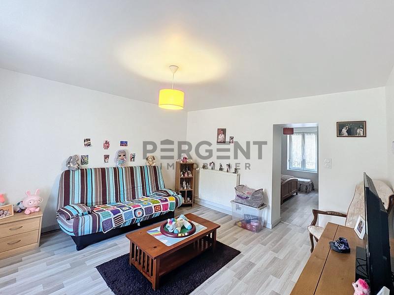 Maison - 231 m² - 9 pièces