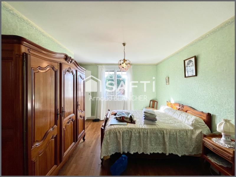 Maison - 123 m² - 5 pièces