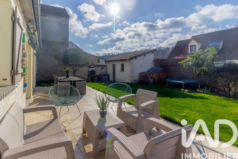 Maison - 137 m² - 6 pièces