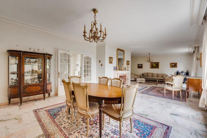 Maison de maîtres - 280 m² - 7 pièces