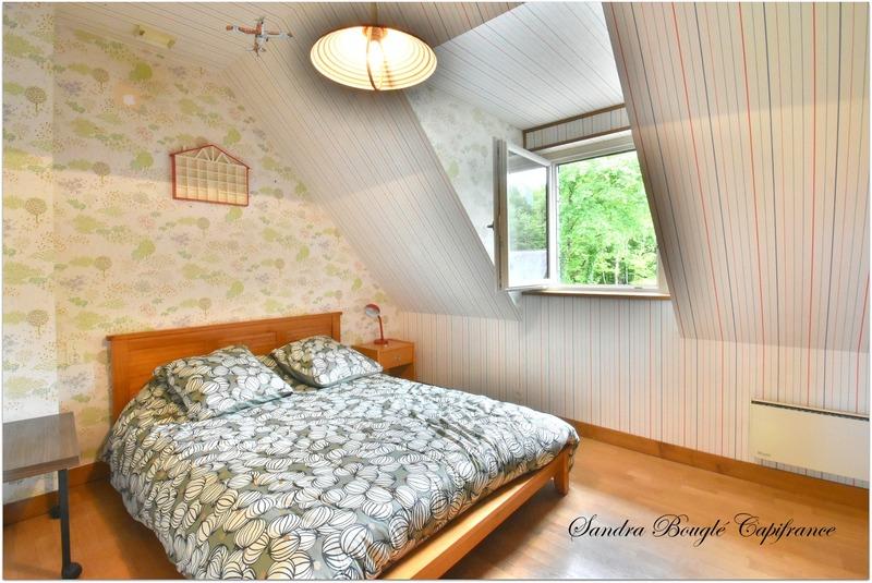 Propriété - 273 m² - 12 pièces