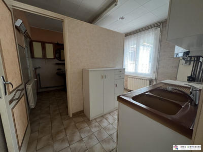 Maison - 94 m² - 6 pièces