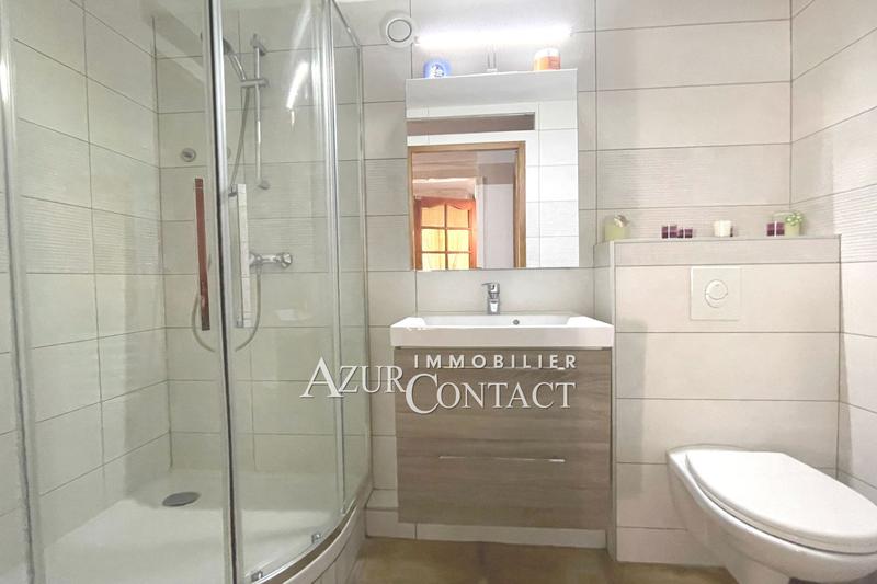 Villa - 224 m² - 8 pièces