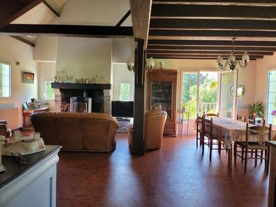 Maison - 127 m² - 6 pièces