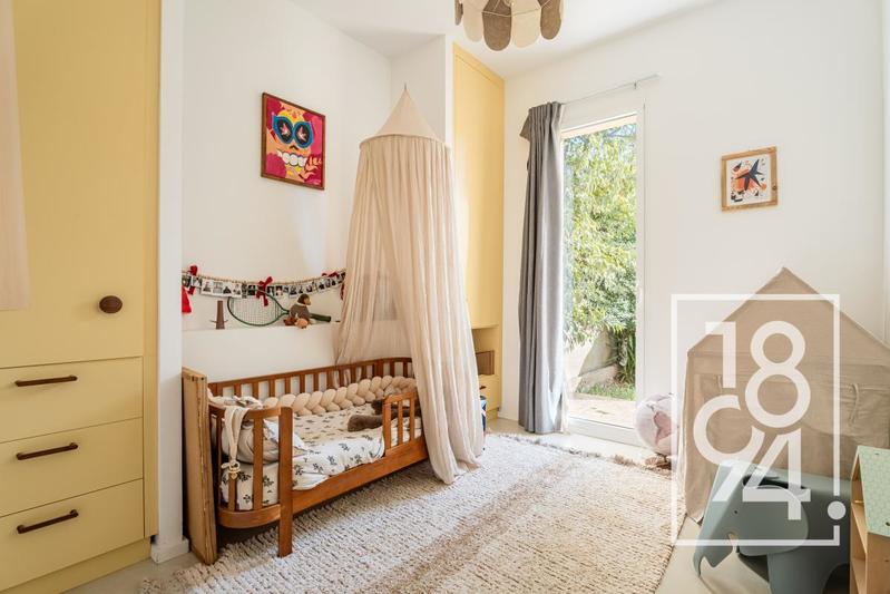 Villa - 100 m² - 4 pièces