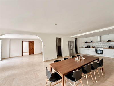 Appartement - 117 m² - 5 pièces