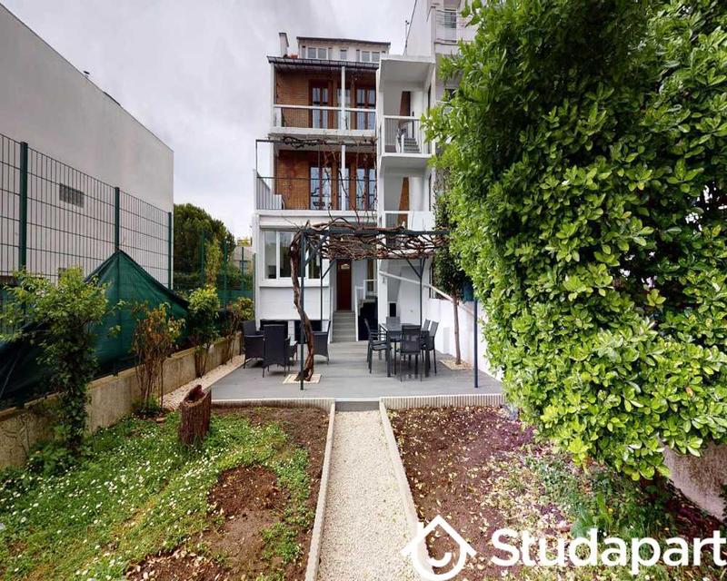 Chambre - 63 m² - 1 pièce