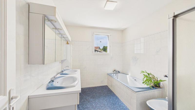 Maison - 107 m² - 5 pièces