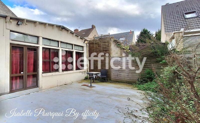 Immeuble - 317 m² - 10 pièces