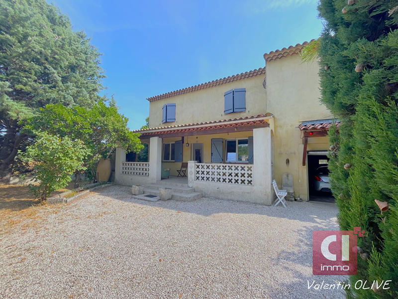 Maison - 137 m² - 6 pièces