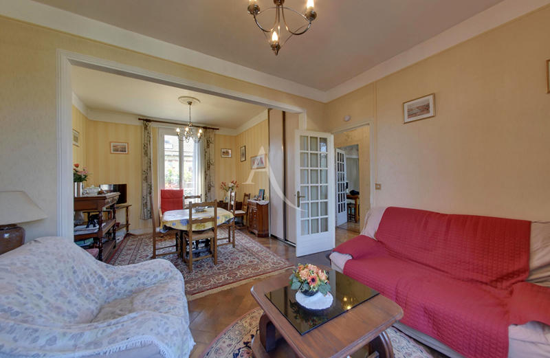 Maison - 70 m² - 5 pièces