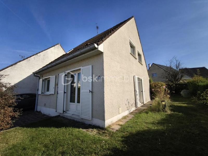 Maison - 96 m² - 5 pièces