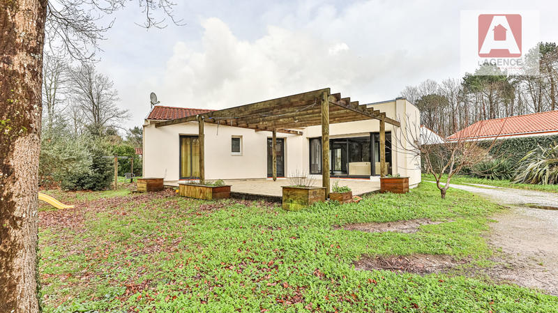 Maison - 144 m² - 5 pièces
