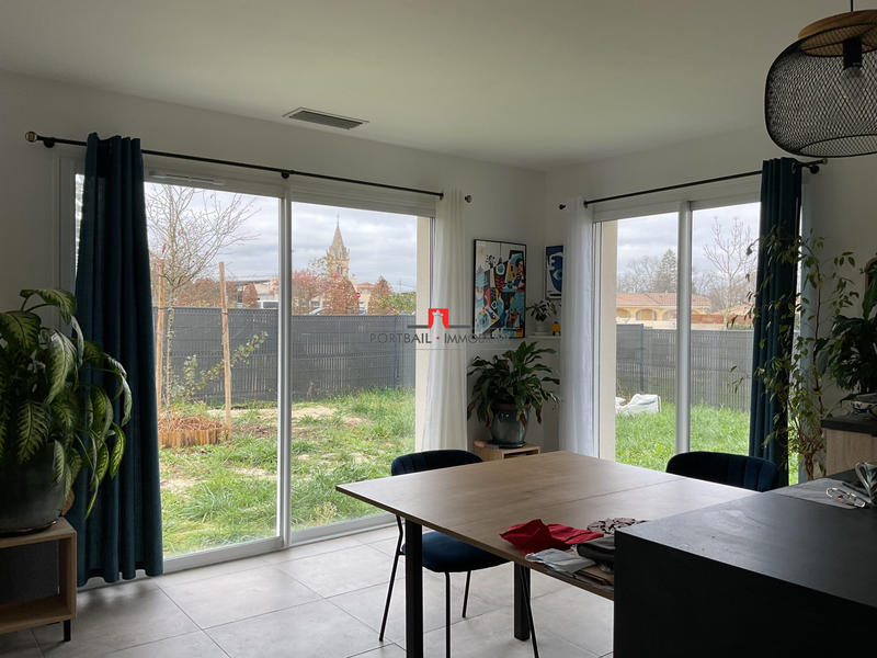 Maison - 100 m² - 4 pièces