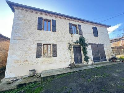 Maison de village - 150 m² - 5 pièces