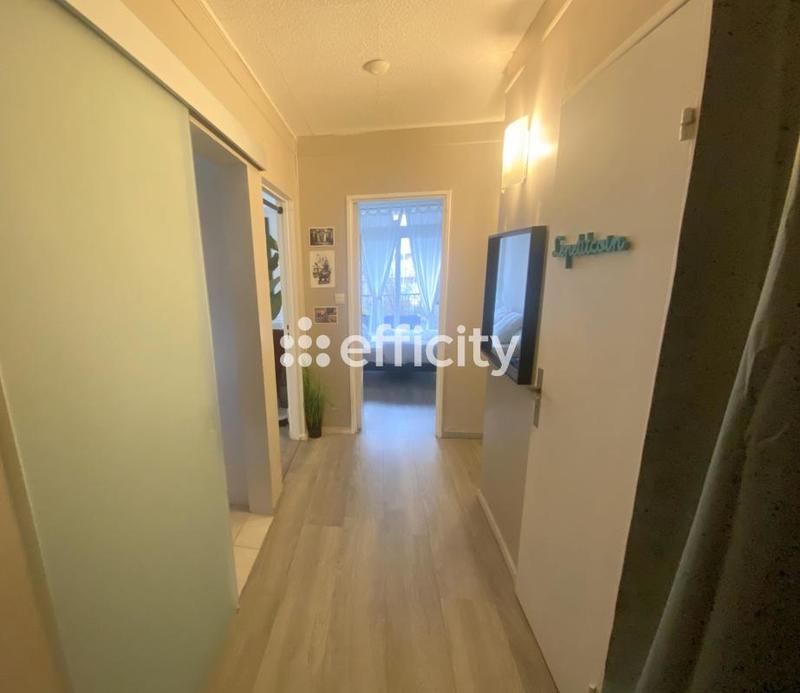 Appartement - 60 m² - 4 pièces