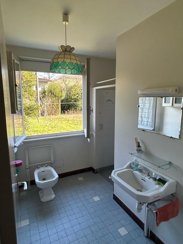 Maison - 80 m² - 6 pièces