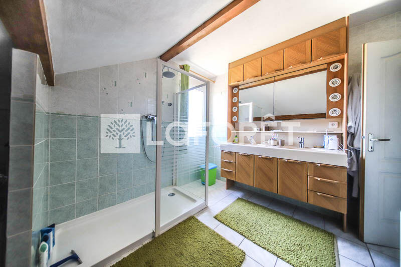 Maison - 150 m² - 7 pièces