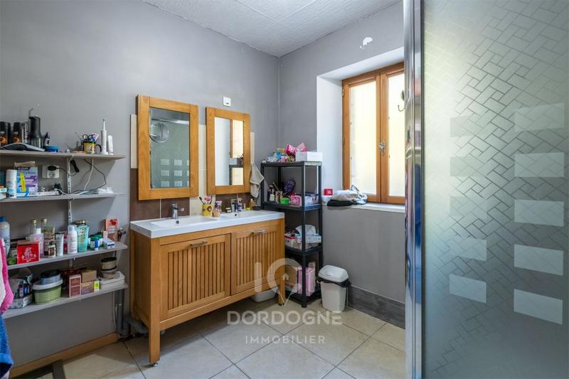 Maison en pierre - 130 m² - 4 pièces