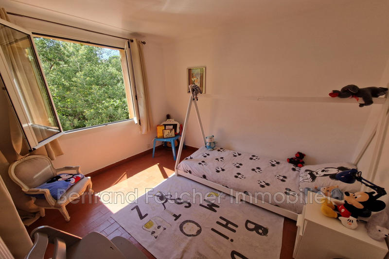 Maison - 279 m² - 14 pièces