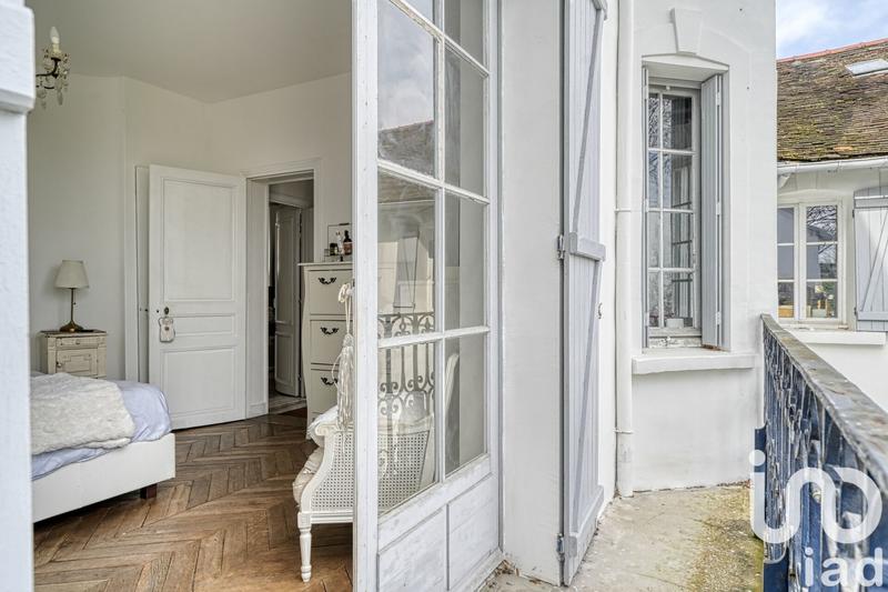 Maison - 350 m² - 13 pièces