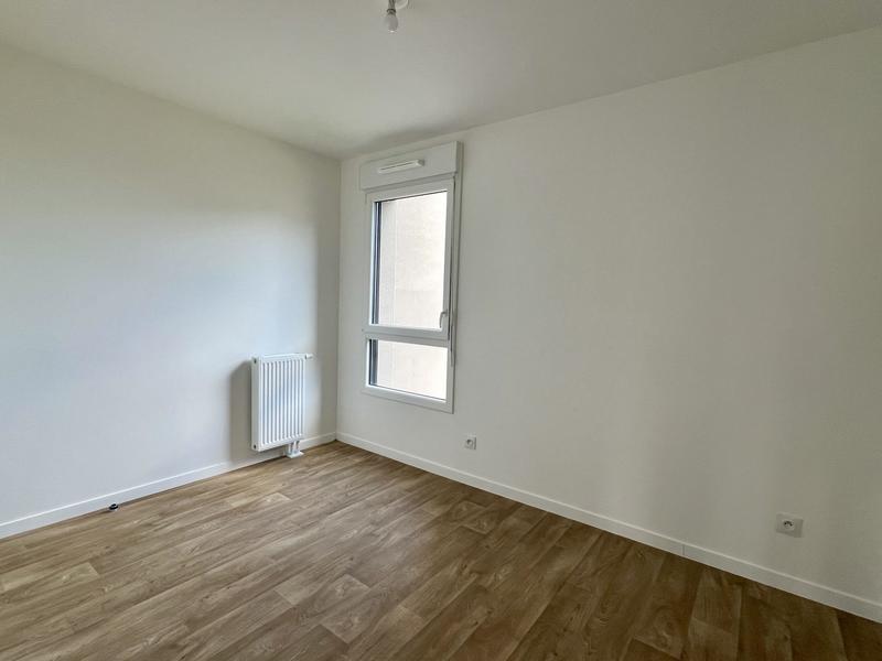 Appartement - 90 m² - 3 pièces