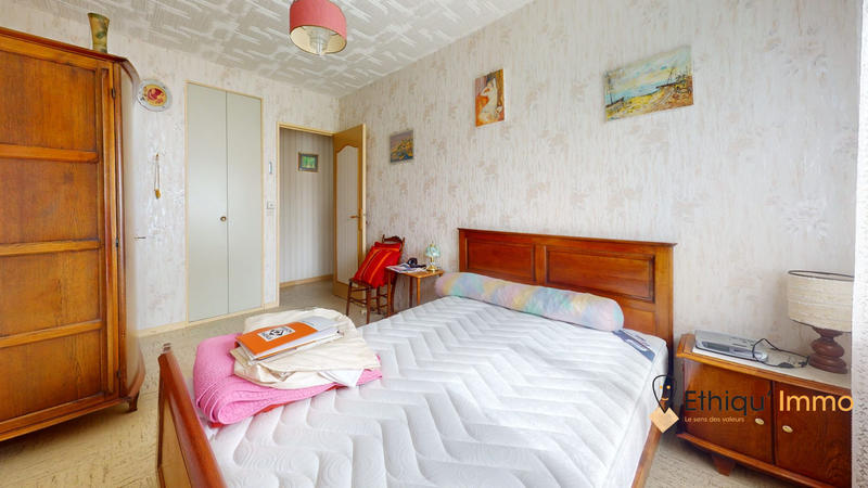 Maison - 99 m² - 6 pièces