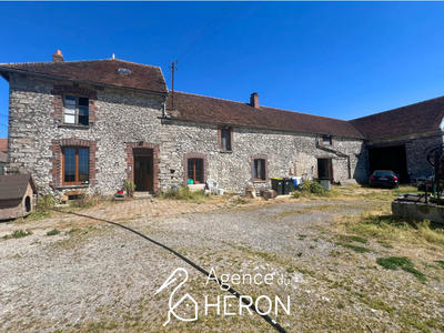 Maison - 216 m² - 7 pièces