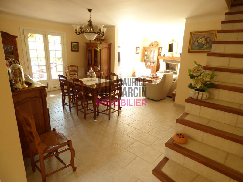 Villa - 168 m² - 4 pièces