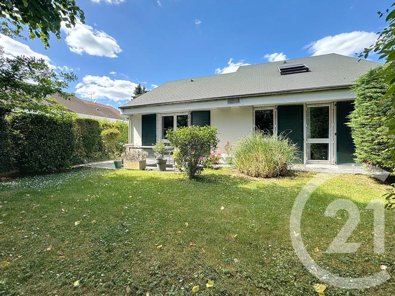 Maison - 121 m² - 6 pièces