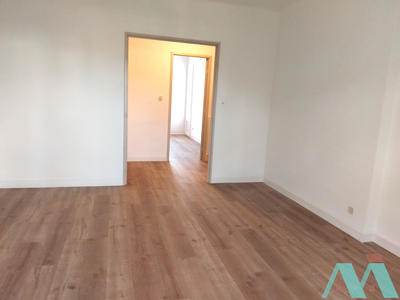 Appartement - 75 m² - 3 pièces