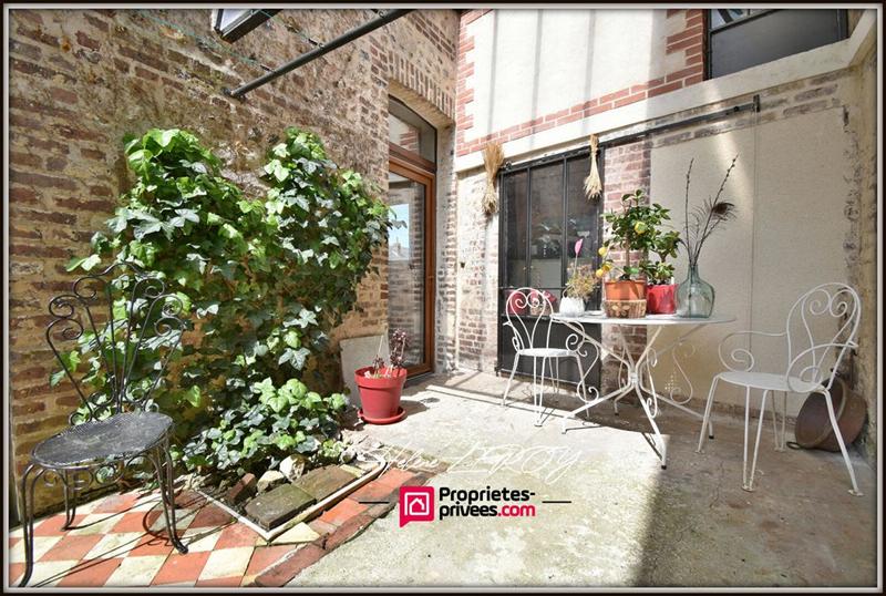 Maison - 260 m² - 12 pièces