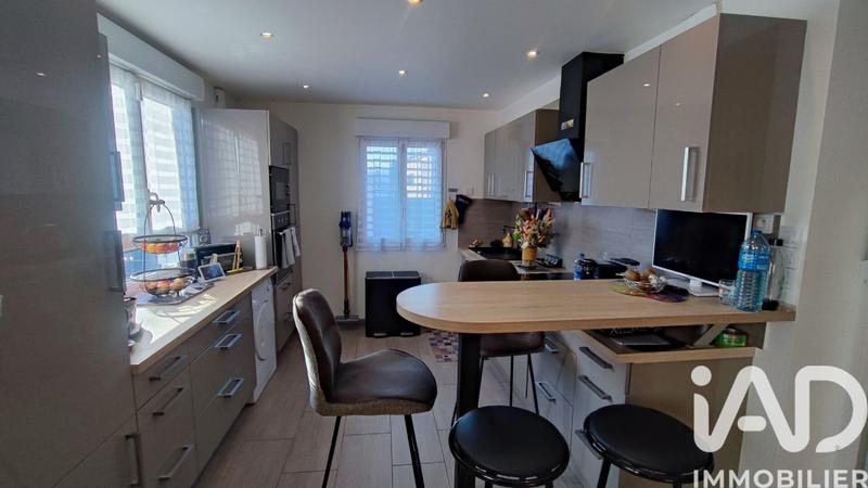 Maison - 100 m² - 5 pièces