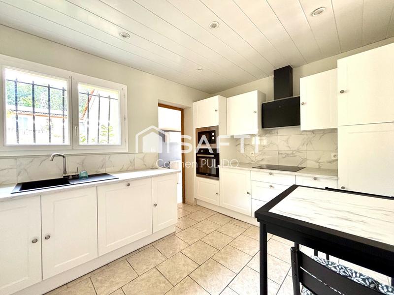 Maison - 104 m² - 5 pièces