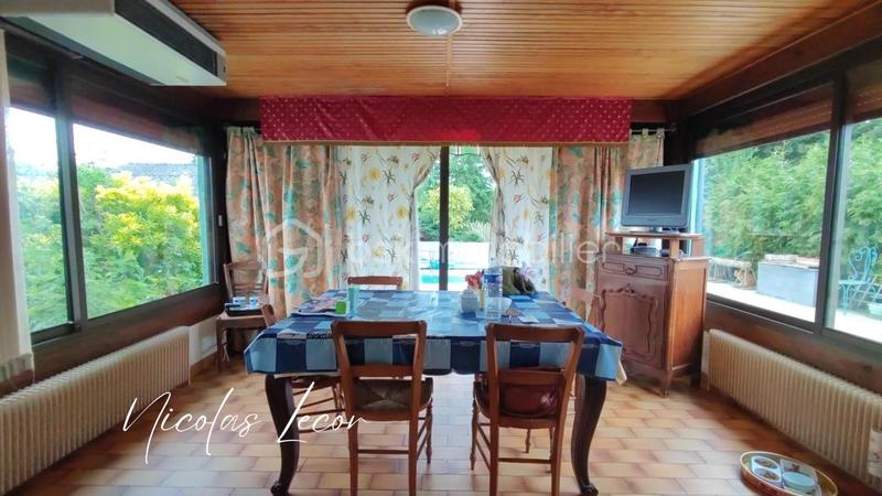 Maison - 140 m² - 7 pièces