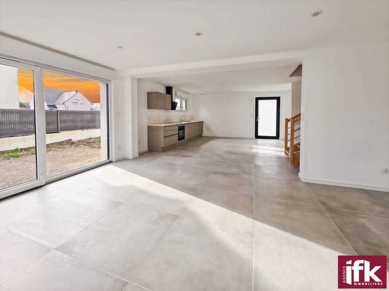 Maison - 101 m² - 5 pièces