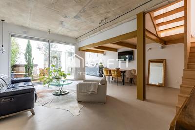 Maison - 107 m² - 4 pièces