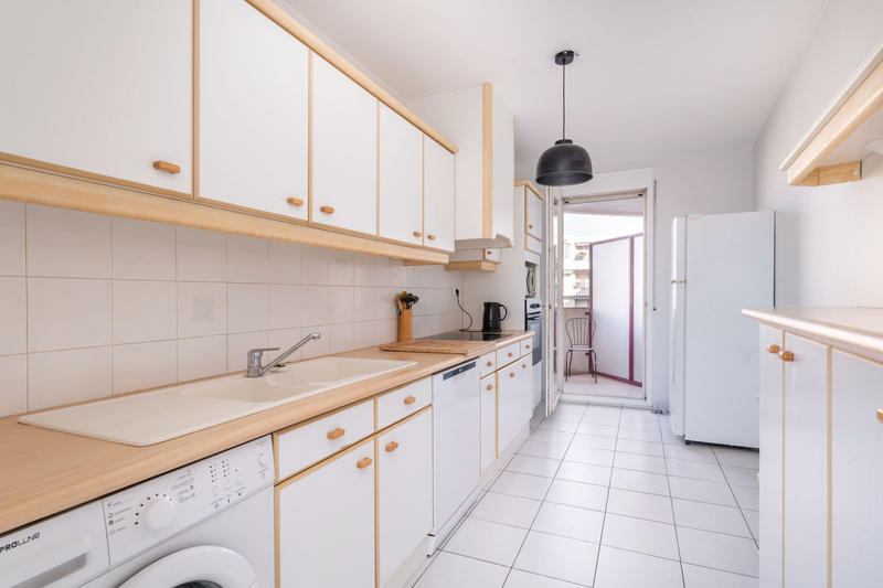 Appartement - 95 m² - 4 pièces