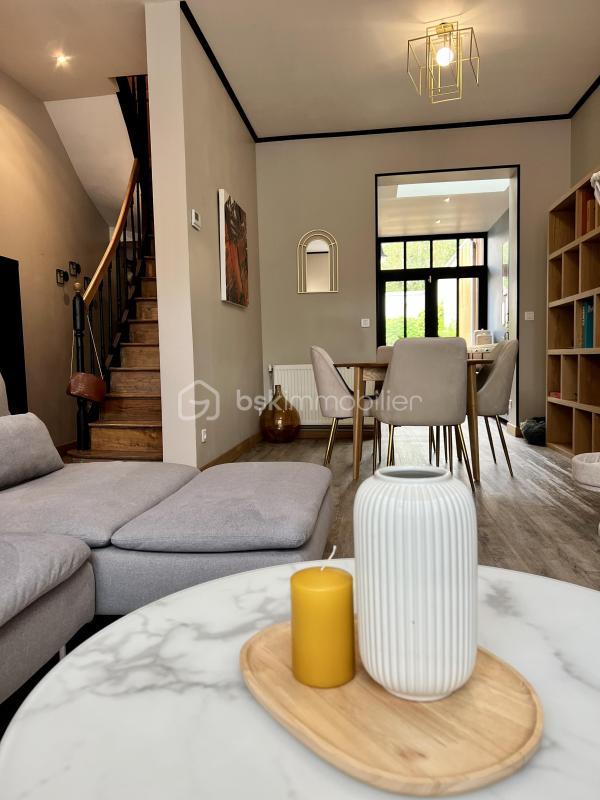 Maison - 105 m² - 5 pièces