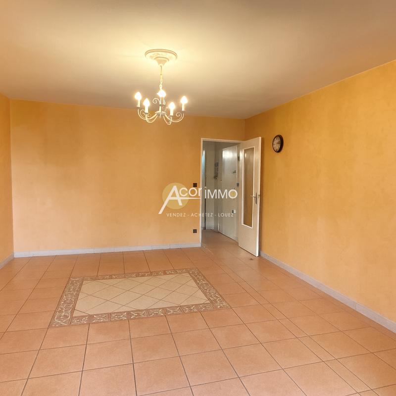 Appartement - 67 m² - 3 pièces