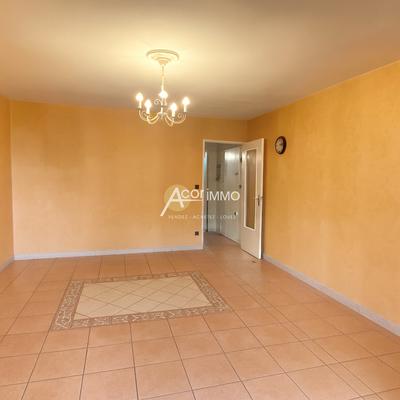 Appartement - 67 m² - 3 pièces