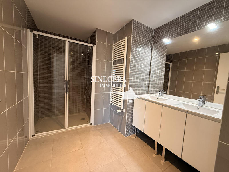 Appartement - 128 m² - 4 pièces