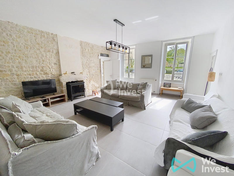 Maison - 202 m² - 6 pièces