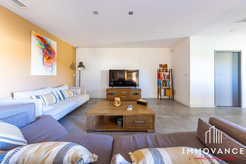 Villa - 162 m² - 5 pièces